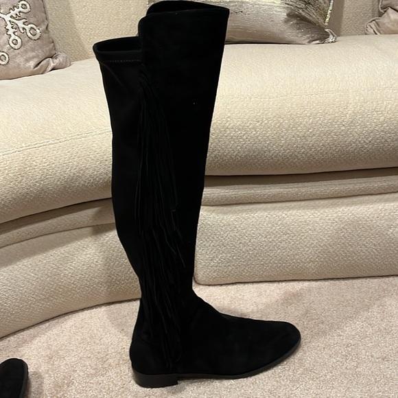 Stuart Weitzman OTK Boots 50/50 Mane Fringe Black Suede Low Flat 10 Med - Picture 4 of 11